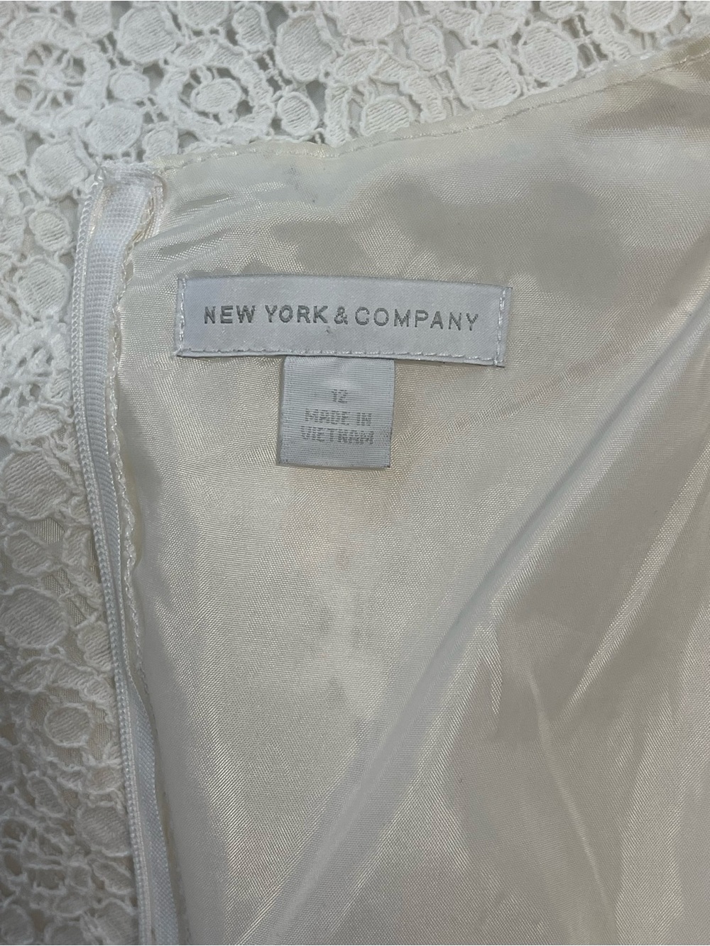 Graduation Dress White Lace Eyelet Fit Flare High Neck Midi New York & Company - Picture 13 of 13